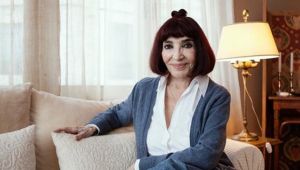 Gülriz Sururi kimdir?