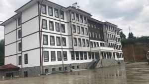 Ardeşen Fırtına Mesleki ve Teknik Anadolu Lisesi İnşaatı Tamamlanıyor