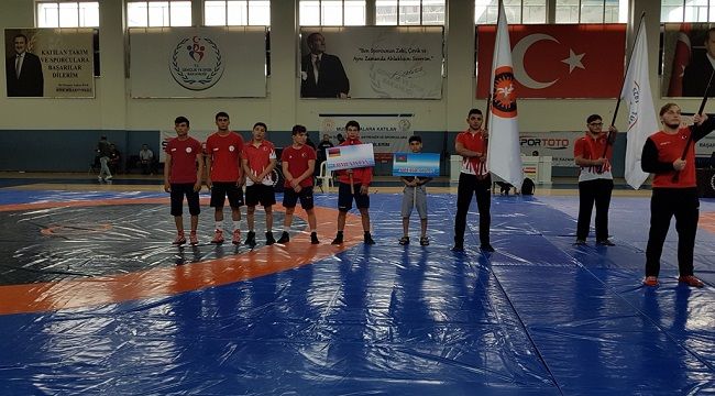 9.Mehmet Akif pirim Greko-Romen Güreş Turnuvası Pazar'da