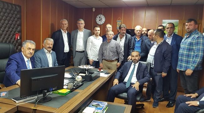 Hayati Yazıcı Pazar'da Vatandaşla Buluştu