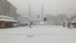 Pazar'da Tatil 1 Gün Uzatıldı