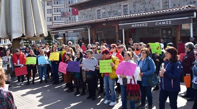 8 Mart Dünya Emekçi Kadınlar Günü İçin Yürüdüler!