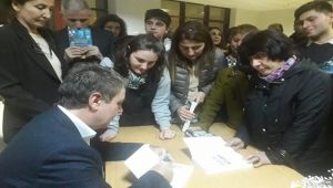 Tarihçi–Yazar Sinan Meydan Okurlarıyla Buluştu