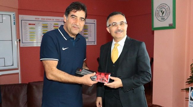 Vali Çeber’den, Ünal Karaman’a Ziyaret