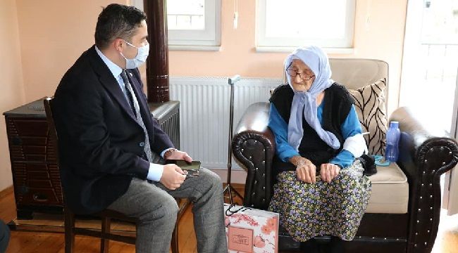 100 Yaş Üzeri ve Şehit Anneleri Unutulmadı