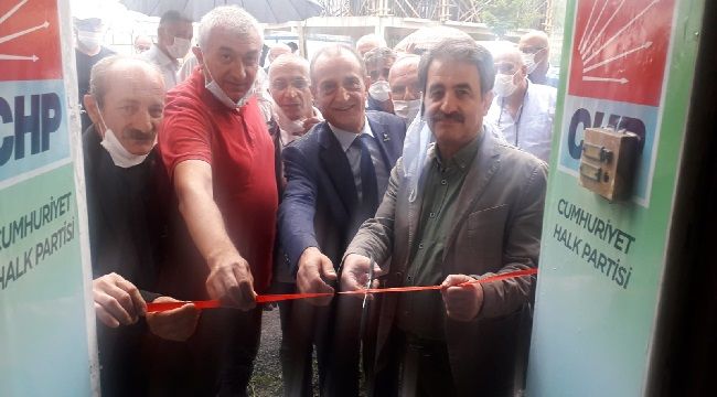 CHP Muradiye’ de Belde Binasının Açılışını Yaptı
