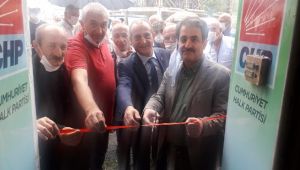 CHP Muradiye’ de Belde Binasının Açılışını Yaptı