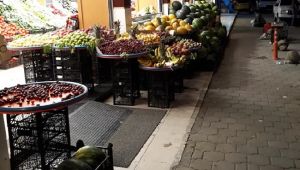Pazar'ın Tretuvarları İşgal Altında