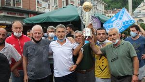 Pazarspor'a Coşkulu Karşılama
