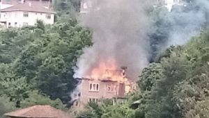 Rize Pazar'da Yangın