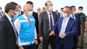 Ulaştırma ve Alt Yapı Bakanı Adil Karaismailoğlu, Rize-Artvin Havalimanı İnşaatında İncelemelerde Bulundu.