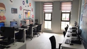 Gençlik Merkezi'nde EBA Erişim Noktası Oluşturuldu