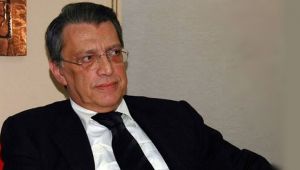 Mesut Yılmaz Hayatını Kaybetti