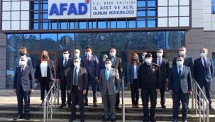 Vali Çeber; Kurum Müdürlerini Topladı.