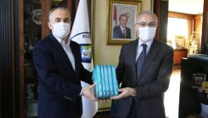 Rektör Karaman Rize Belediye Başkanını Ziyaret Etti