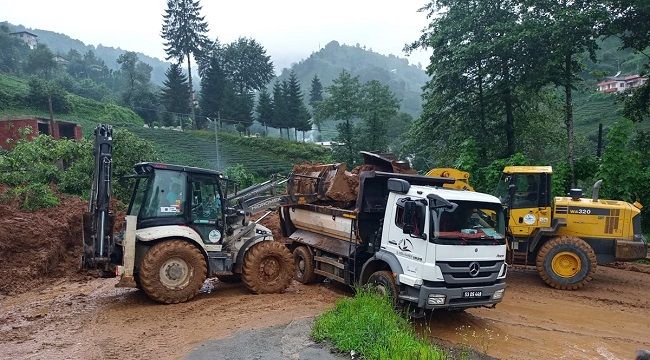 Rize’de Meydana Gelen Heyelanlar!
