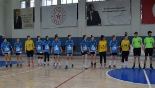Olimpik Pazar Spor Kadın Hentbol Takımı Mağlup