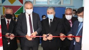 Pazar'da TÜBİTAK 4006 Bilim Fuarı açıldı