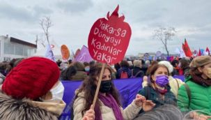 Kadınlar 8 Mart Öncesi Sokağa Çıktı