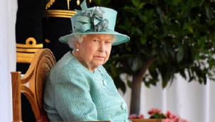 Kraliçe Elizabeth'ten Rusya'ya Kültürel Boykot