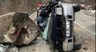 Tonya Karayolunda İnanılmaz Kaza!