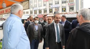 İshak Alim Pazar'da Esnaf Ziyaretinde Bulundu