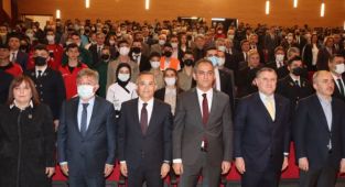Milli Eğitim Bakanı Mahmut Özer Rize'de