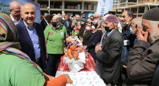 Rize Belediyesi 53 Bin Ata Tohumu Dağıttı