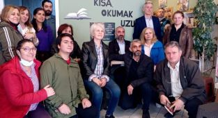 Saymaz Rize Bizum Kitap'ta, Kitaplarını İmzaladı