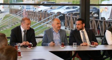 Başkan Metin, AK Parti Merkez İlçeyi Bilgilendirdi