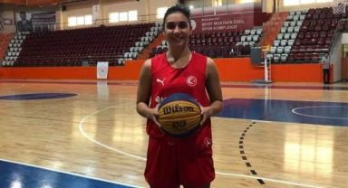 Rize Belediyespor'lu Deniz Üstün Milli Takımada!