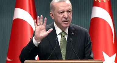 Cumhurbaşkanı Erdoğan'dan 'Ek Gösterge' Açıklaması: Tüm Memurlara 600 Puan Artış