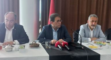 CHP’li Vekiller Rizelilerin Sorunlarını Dinledi