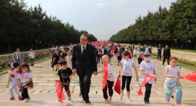 LÖSEV'den Anıtkabir Çıkarması