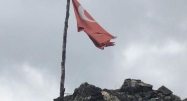 'O BAYRAK' Dalgalansın Diye Şehit Oldular!