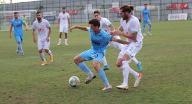 Pazarspor Hazırlık Maçında Rizespor'la Oynadı