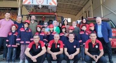 Rize'de Özel Çocuklardan İtfaiye Erlerine Ziyaret