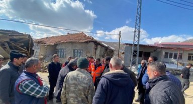 Malatya'da 5,6'lık Deprem! Yıkılan Binalar Var!