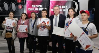 Uzay Yolcuları Mezun Oldu