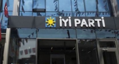 İYİ Partililerden İstifa dalgası!