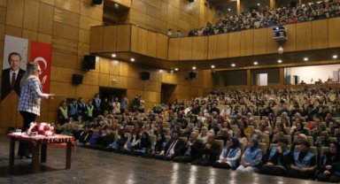 Rize'de 'Sabırlı Aileler, Mutlu Çocuklar' Anlatıldı