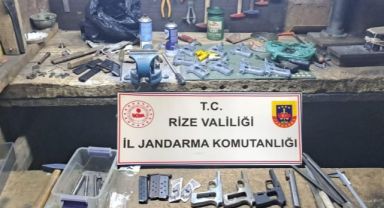 Ardeşen’de Silah Atölyesine Jandarma Baskını