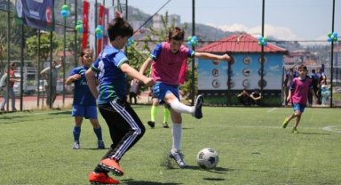 Rize'de Mahalleler Arası Futbol Turnuvası