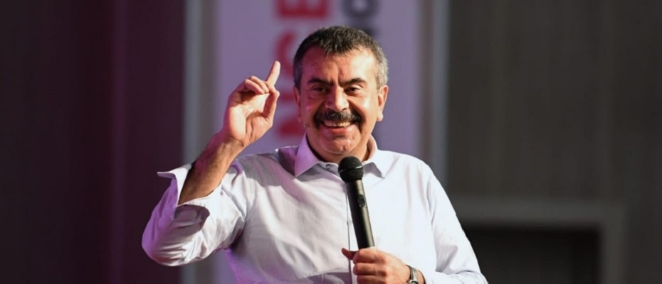 Liselere Sınıf Tekrarı Geliyor