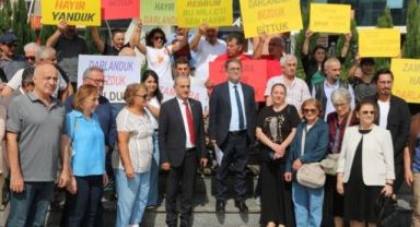 CHP Rize İl Başkanlığı Zamlar Karşısında Tepkilerini “BEZDUK DARLANDUK” Diye Gösterdi