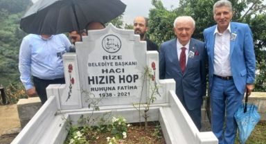 Eski Başkan Hızır Hop’ Mezarı Başında Anıldı