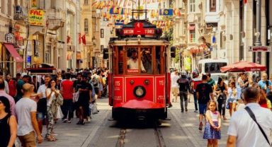 2,2 Milyon Kişi Son 5 Yılda İstanbul'dan Göç Etti