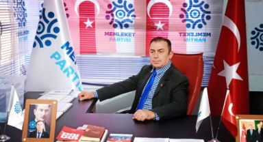 Bayrak: 'Turizm Yoktu Şimdi Müdürü de Yok'