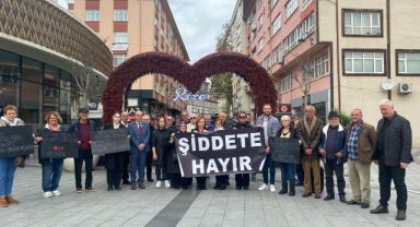 CHP Rize 25 Kasım Kadına Yönelik Şiddete Karşı Mücadelede Sesini Yükseltti
