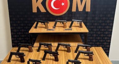 Rize'de 17 Ruhsatsız Silah Ele Geçirildi